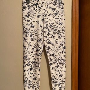 White Printed Ankle Leggings